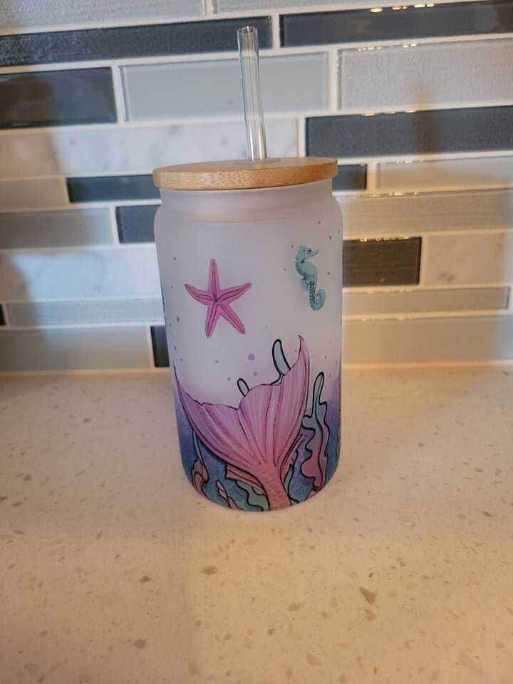 16 oz frosted cup glass**mermaid**seahorses**Starfish**cold cup**reusable cup** cup with lid and straw**Beer cup*