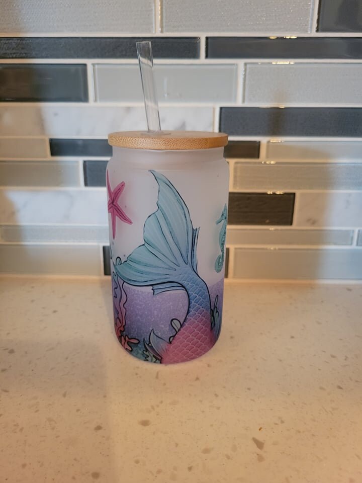 16 oz frosted cup glass**mermaid**seahorses**Starfish**cold cup**reusable cup** cup with lid and straw**Beer cup*