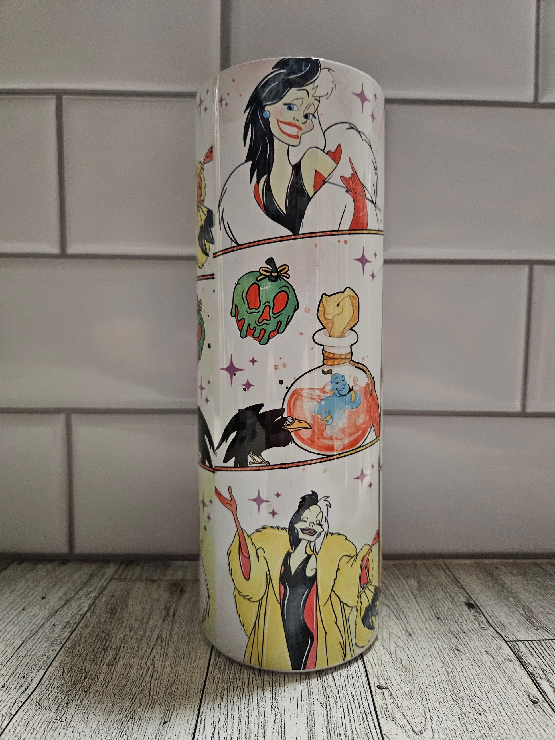 Villain***Cruella**dalmatians**20 oz Skinny tumbler** cold and hot drink**