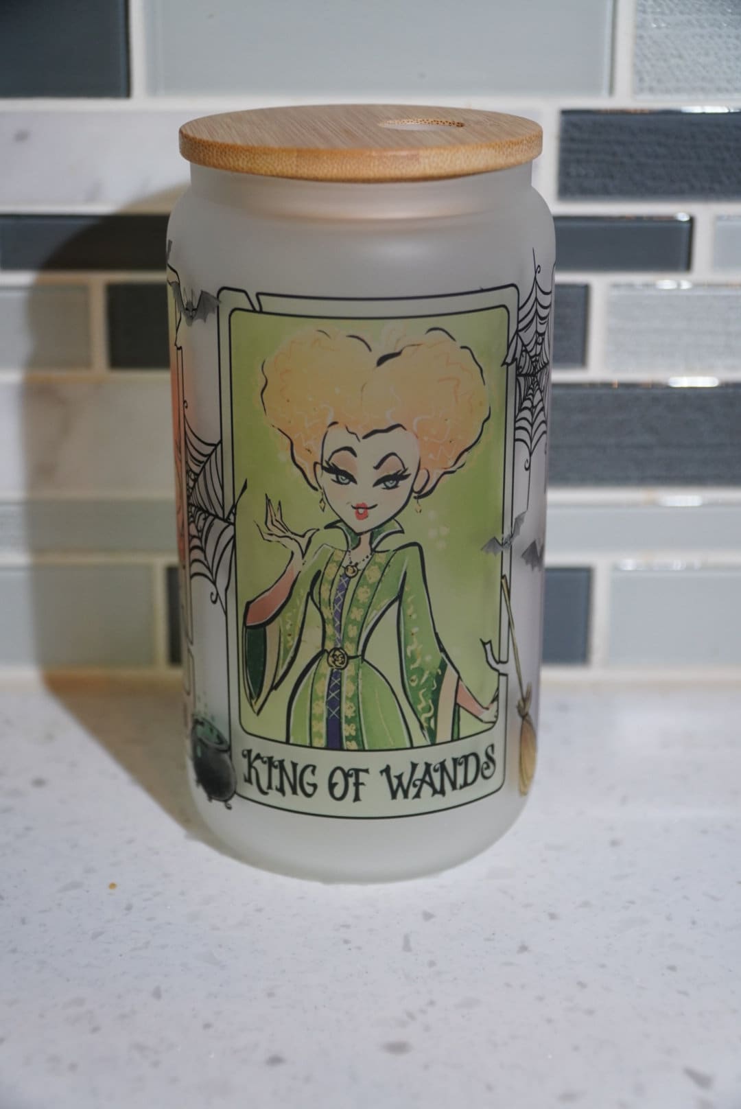 Sanderson Sisters**Hocus**Pocus**16 oz Frosted Beer Glass